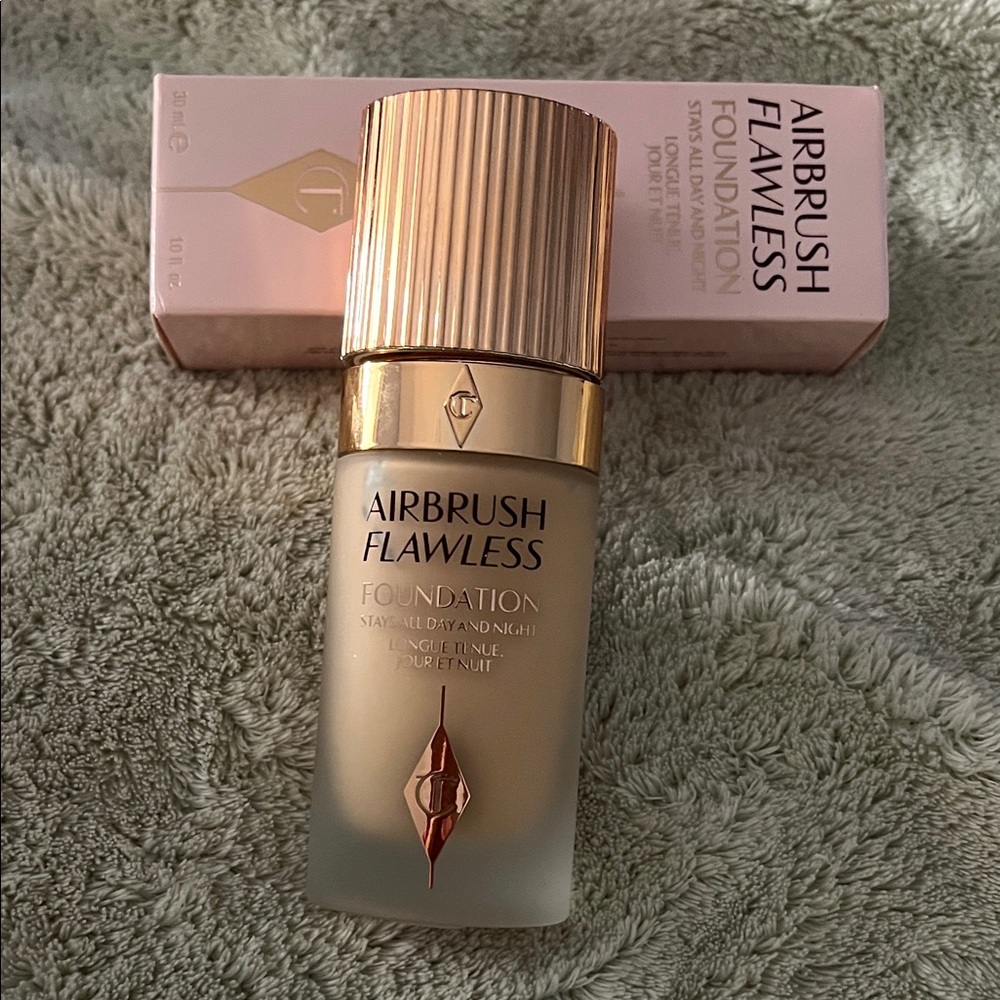 Charlotte Tilbury Airbrush Flawless Foundation 5 Neutral NIB